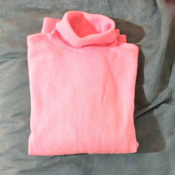 Pink 100% Cashmere Turtleneck - Picture 1 of 5